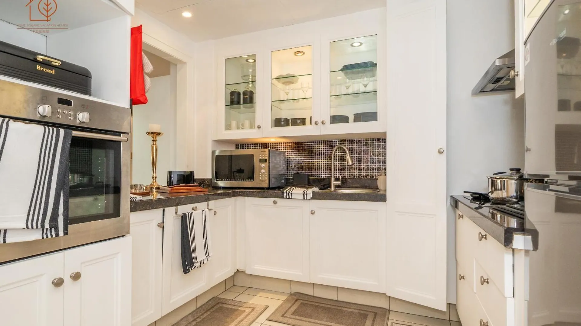 Cozy Old Town 2-Bed Apartment With Burj Khalifa Views 202Rh-2 ドバイ