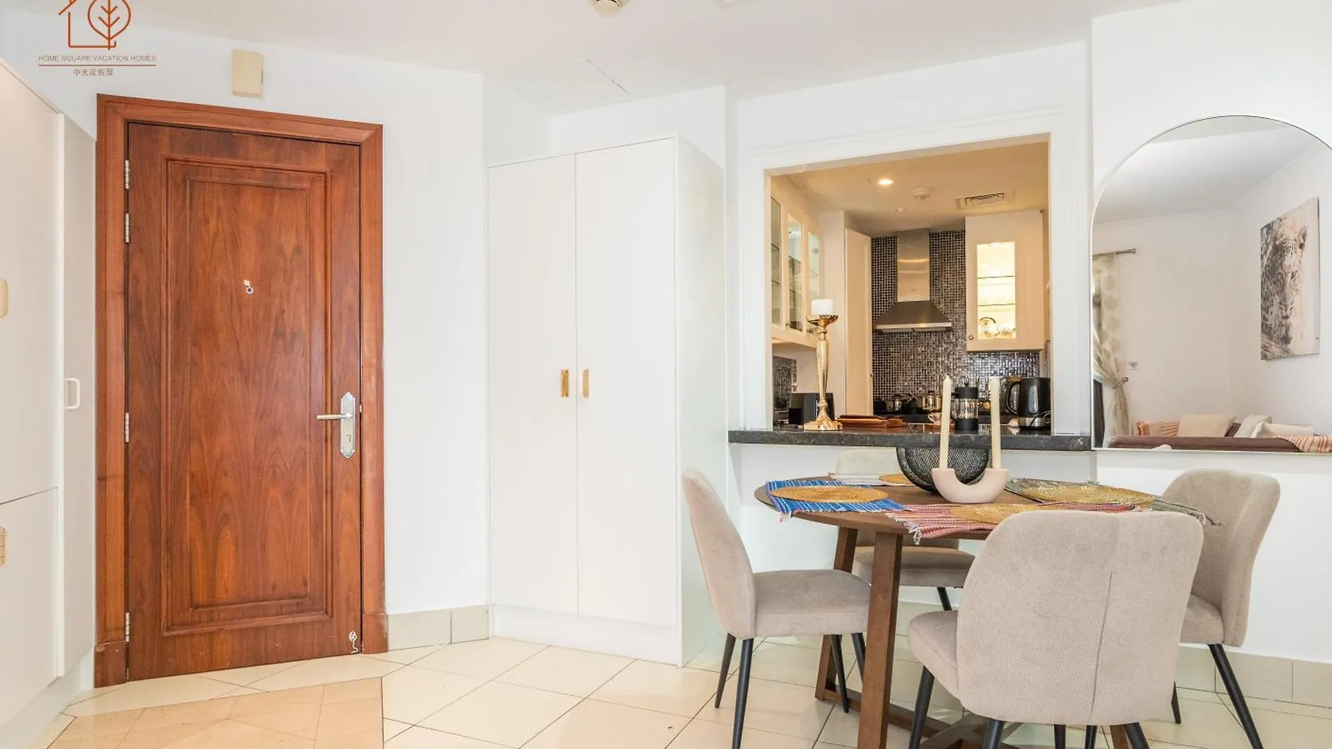 Cozy Old Town 2-Bed Apartment With Burj Khalifa Views 202Rh-2 ドバイ アラブ首長国連邦