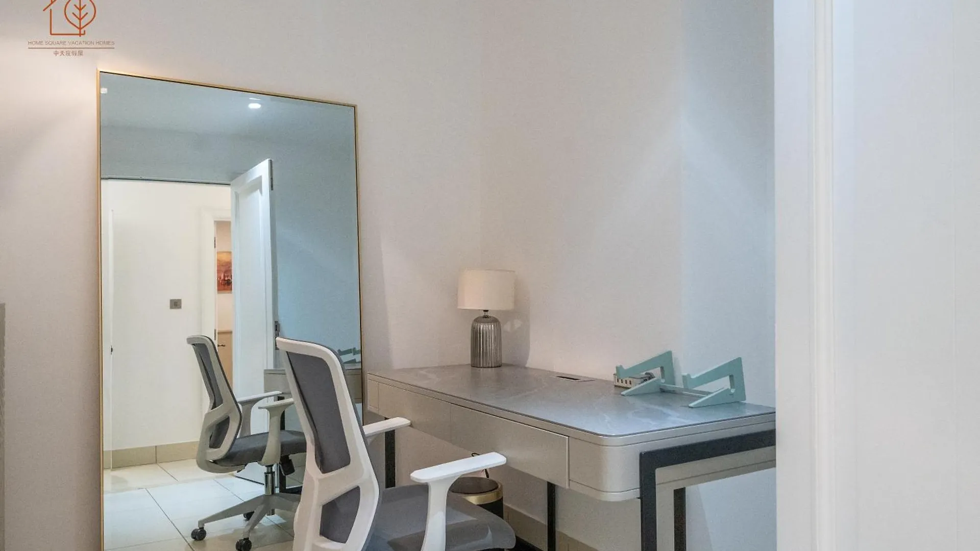 Cozy Old Town 2-Bed Apartment With Burj Khalifa Views 202Rh-2 ドバイ