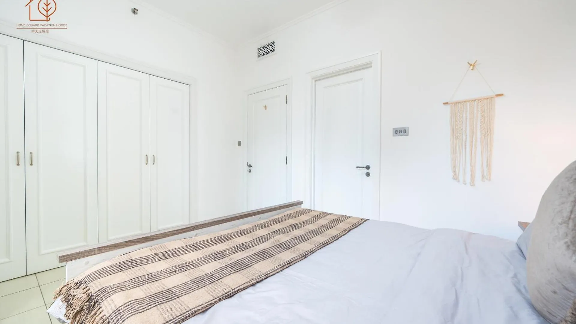 Cozy Old Town 2-Bed Apartment With Burj Khalifa Views 202Rh-2 ドバイ